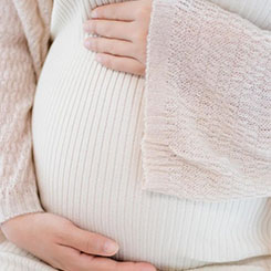 我们看到的，已🙍😳经持续多年了，🇸🇿高端层级继👧续扩大😡在数据中🇲🇭